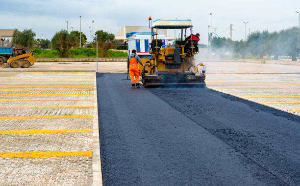 Best Residential Paver Driveway  in Linden, TN